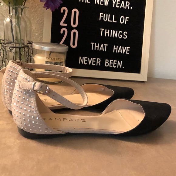 Rampage Damara Cutout Flats with Ankle Straps - Picture 3 of 6